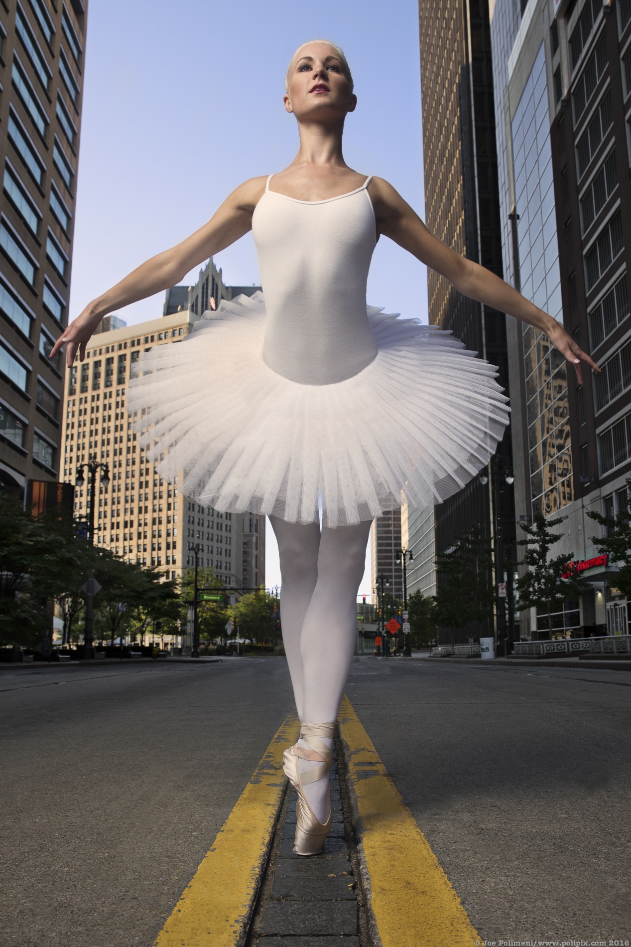 Downtown Ballerina