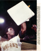 Ricky Hendersen breaks Lou Brock's record