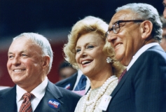 Frank Sinatra, wife Barbara and Henry Kissinger