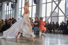 Elsa Hosk closes for Cong Tri NYFW SS20