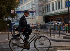 Bicyclist in Paris
