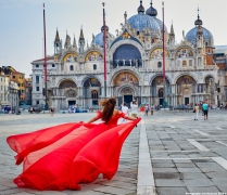 Fahionable Venice